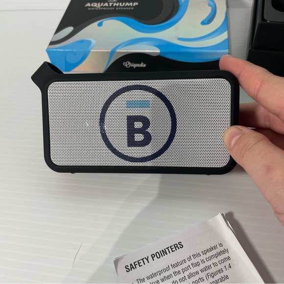 - Aquatic hump, waterproof speaker NWOT orginauto - Picture 5 of 6